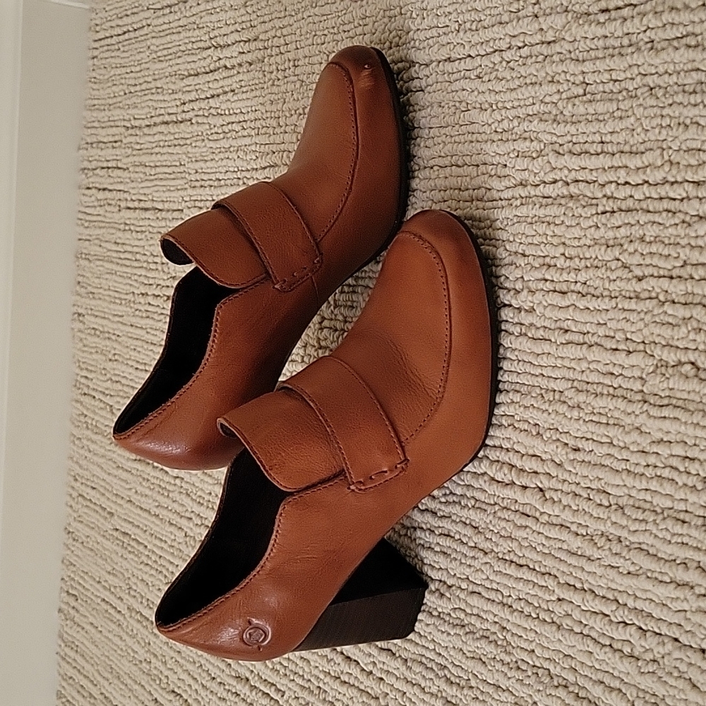Born Mocho Loafers
